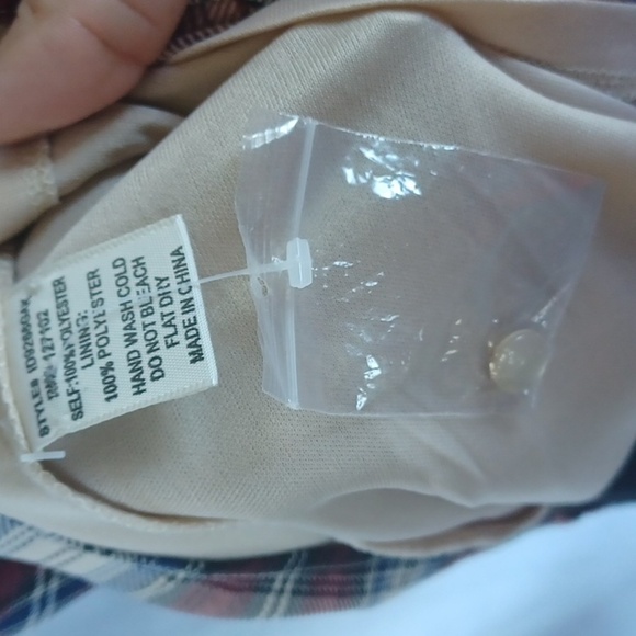 Pink Owl Plaid Satiny Polyester, lined, sleeveless, NWOT - Picture 8 of 8